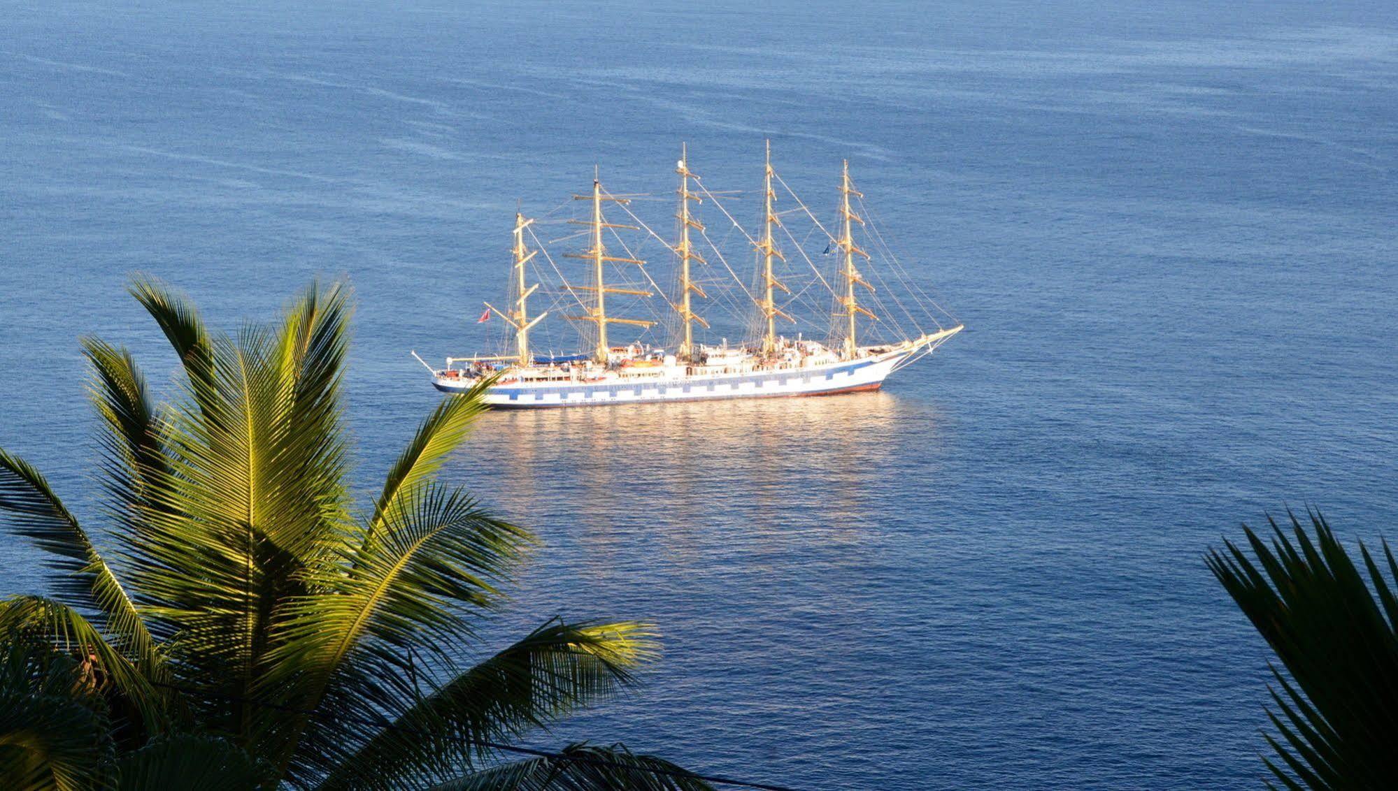 Nature'S Paradise At Marigot Bay Exterior photo